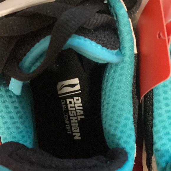 Li-Ning 2021-22 FW low top sneaker - Picture 4 of 6